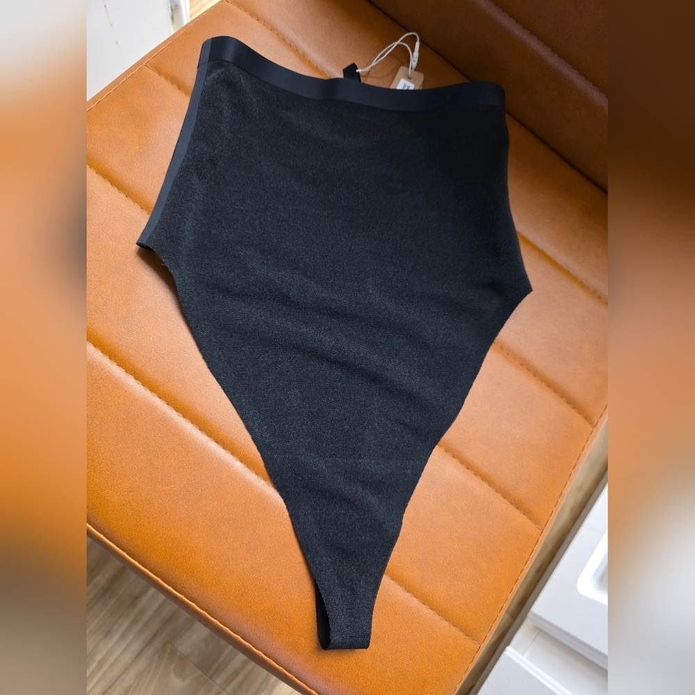 🖤 SKIMS Sheer High Waisted Thong XS Onyx NWT
